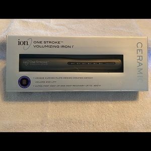 Ion One Stroke Volumizing Iron 1”